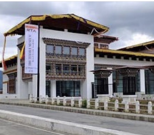 ブータンにて『夢の架け橋』展開催決定 写真